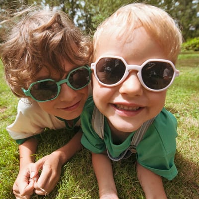 法國KiETLA OOZZ奧茲幼兒太陽眼鏡（0–4Y｜櫻霧粉）7