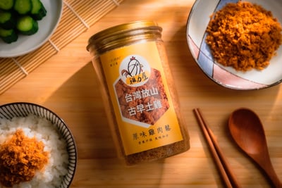 寵媽護健康 滴雞精木盒20入*2：送土雞肉鬆2*2瓶+10入精裝紙盒（母親節限定優惠-5/31)5