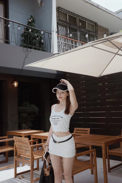 JUNE美式寬鬆短版字母背心1