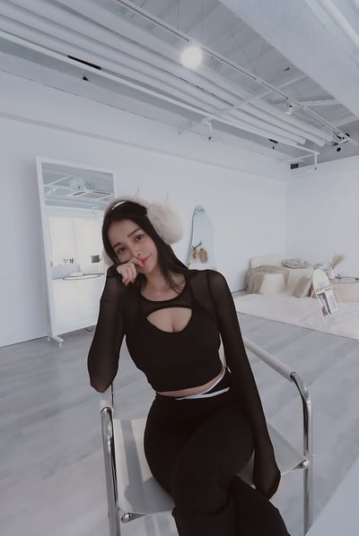 小眾假兩件透肌簍空瑜珈Bra Top9