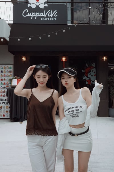 JUNE美式低腰包臀短褲裙 白5