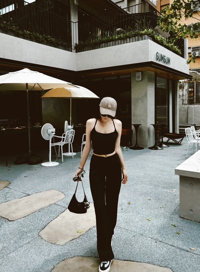 RESORT 極致直角肩繞薄感BRATOP 黑9