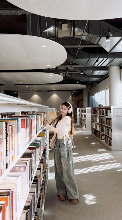 2026PILATES 甜酷JENNIE刷色彎刀牛仔褲8