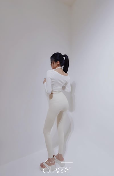 高質感繞脖瑜珈套裝 米白8