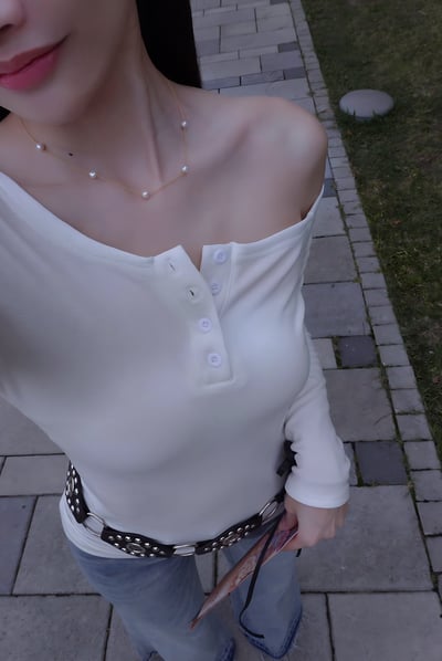 PURE純欲排扣斜肩側抓皺上衣 (白/灰/黑/紅)10