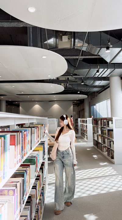 2026PILATES 甜酷JENNIE刷色彎刀牛仔褲7