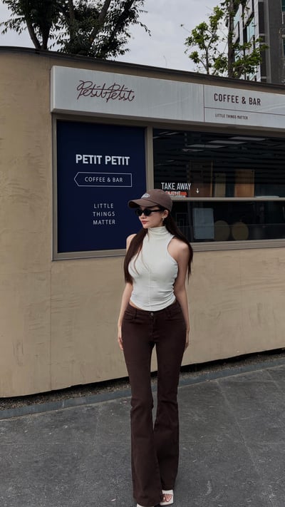 CASUAL好身材立領削肩圓弧Bratop(白)4