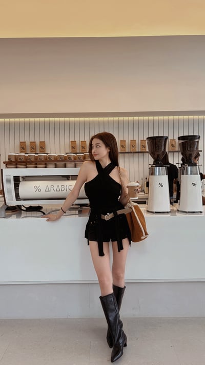 Xmas溫柔氣質針織繞脖+小外套套裝 黑5