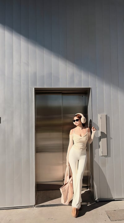 2026PILATES高腰後簍空提臀瑜珈喇叭褲 米白12