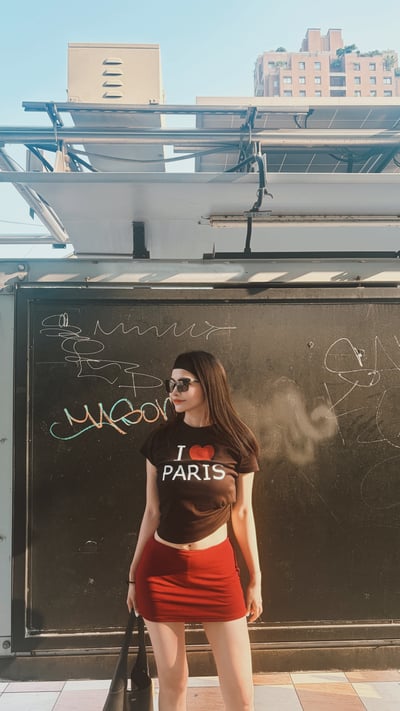 JUNE美式字母PARIS棉T 黑1
