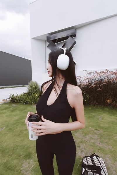 高質感繞脖瑜珈套裝 黑4