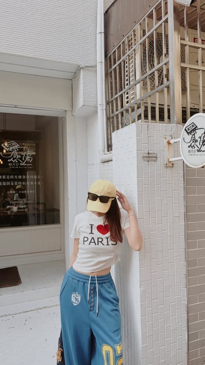 JUNE美式字母PARIS棉T 白3