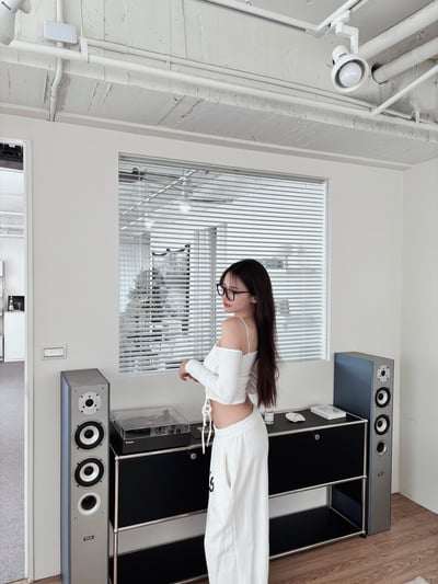 COZY露肩抽繩設計感長袖Bratop 白3