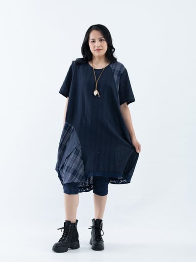 SEDA 大尺碼圓領短袖下擺剪接格子配布加長上衣兼洋裝11150119