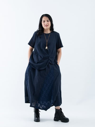 SEDA  大尺碼腰頭整圈鬆緊帶.裙子拼接蕾絲裙~腰頭30英吋拉開52英吋~111600216