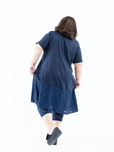 SEDA 超大尺碼圓領短袖下擺蕾絲洋裝~11150097