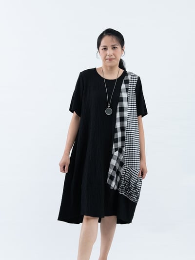 SEDA 大尺碼..脇邊拼接大小格子洋裝~胸圍44~60英吋~11150025