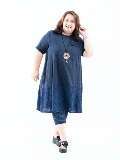 SEDA 超大尺碼圓領短袖下擺蕾絲洋裝~11150091