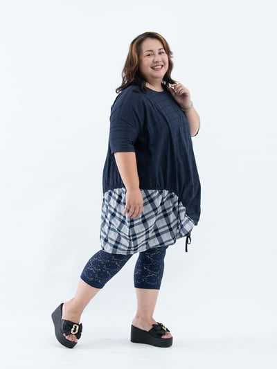 SEDA 中大超大尺碼圓領短袖下擺格子加長上衣  【1111006】12