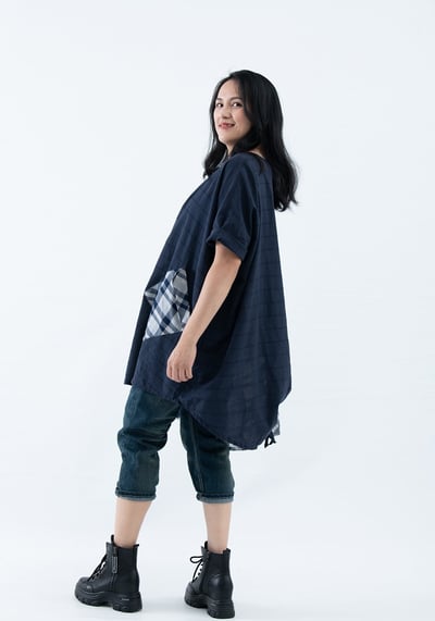 SEDA 中大超大尺碼圓領短袖下擺格子加長上衣  【1111006】10