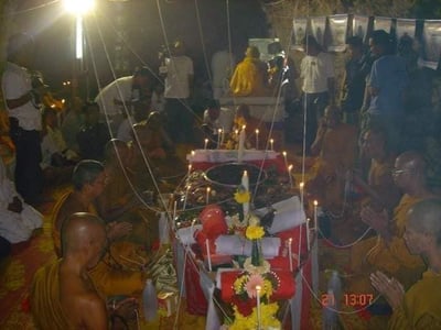 瓦考歐 金剛甲符衫10