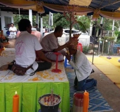 婆康碼 萬噴膏符管8