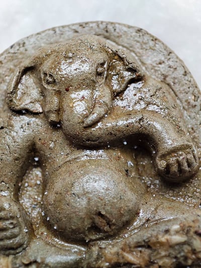 馬下立象神(加持七年 古巴旁喇拍 古巴API哇 紅藥6