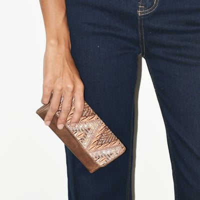 Flores 皮夾（駝）2