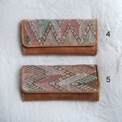 Flores 皮夾（駝）11