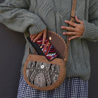 Flores 皮夾（黑）2