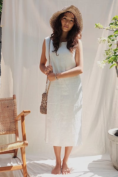 Bom Midi Dress in Pearl9