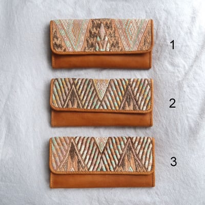 Flores 皮夾（咖啡）16