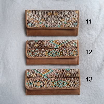 Flores 皮夾（駝）14