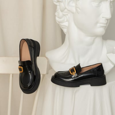 英倫一字帶方扣寬版厚底樂福鞋1