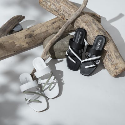 MIT撞色線條平底拖鞋3