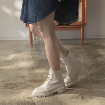 經典俐落綁帶短筒軍靴2