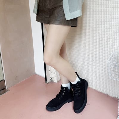 英倫風小V設計鹿皮短靴5