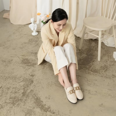 典雅軟底金扣樂福鞋4