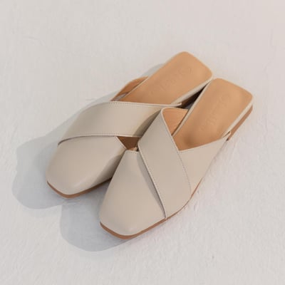 弧面交叉簡約皮革穆勒鞋3