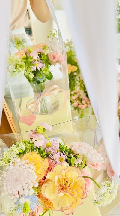 舞馨花園進口大康乃馨附瓶花盒 Flower Gift3