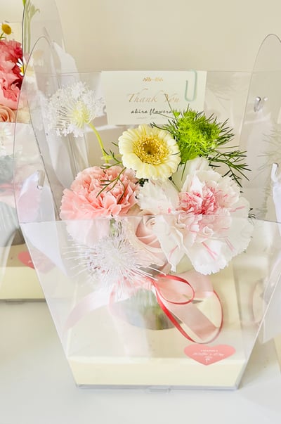 舞馨花園進口大康乃馨附瓶花盒 Flower Gift5