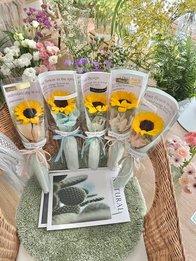 🎓 Start-Up 青春啟程向日葵畢業花束（限量 Graduation Bouquet1