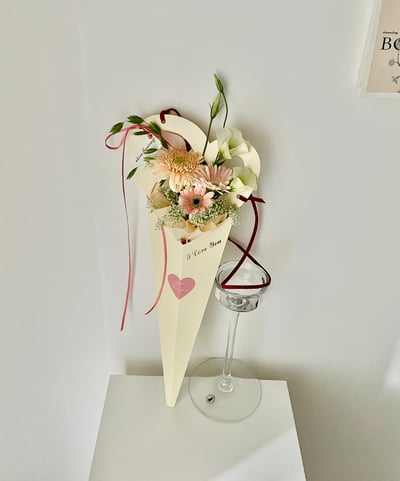 陽光燦爛韓式情人非洲菊攜帶愛心花束盒 Flower Gift3
