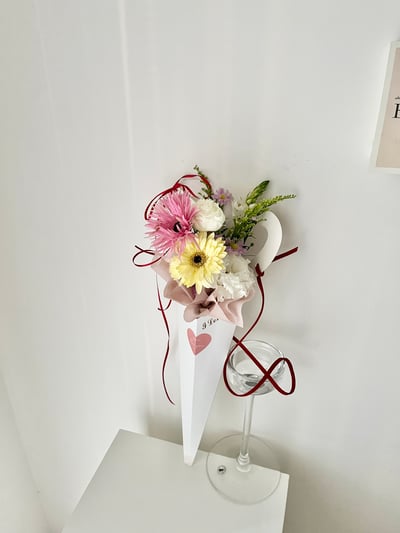陽光燦爛韓式情人非洲菊攜帶愛心花束盒 Flower Gift4