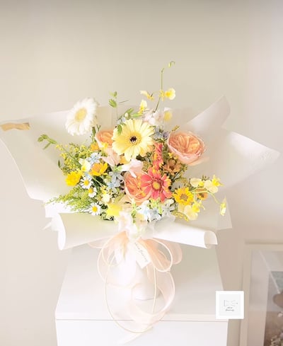 繽紛祝福客製花束1