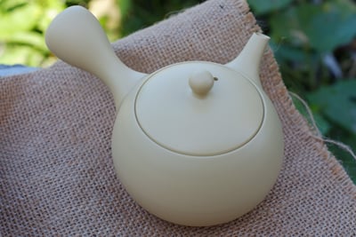 象牙黃丸【高資陶苑】2