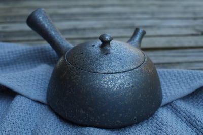 炭化圓平吹釉【藤田德太】2