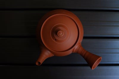 朱泥筋挽急須【村越風月】4