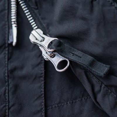 Stone Island LIGHT COMPACT TOUCH POLY-TC 尼龍外套 黑6