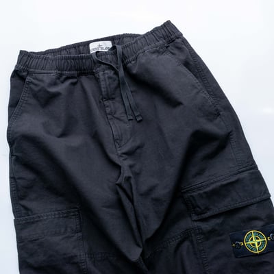 Stone Island 放鬆版型抗撕裂工作褲 黑8